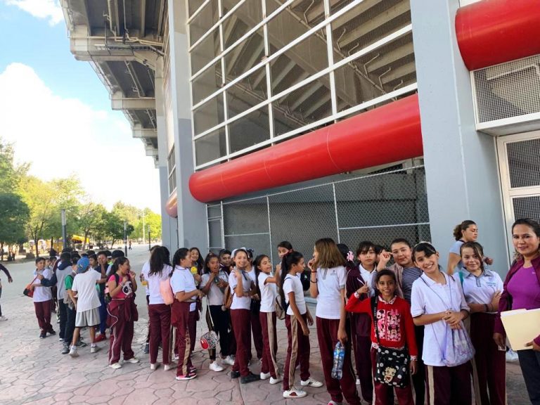 Visitan 180 alumnos de educación básica el Estadio Victoria de Aguascalientes
