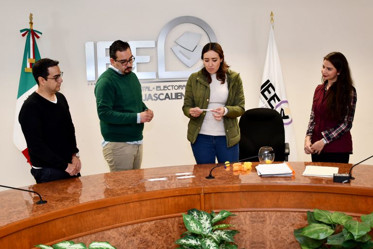 Se define la semifinal del Concurso de Debate Político Juvenil en Aguascalientes