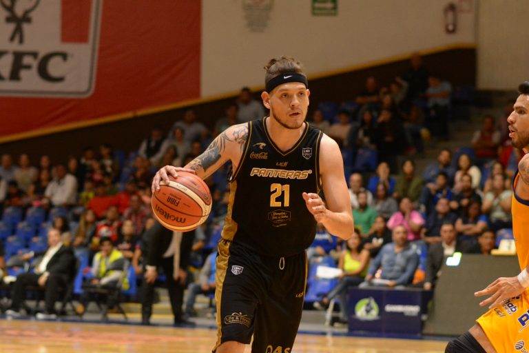 Panteras de Aguascalientes se queda 1-1 en la serie contra Santos