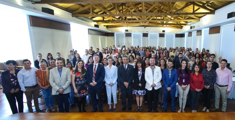 Capacitan a profesionales de la salud de Aguascalientes en prevención de autoprivación de la vida y adicciones