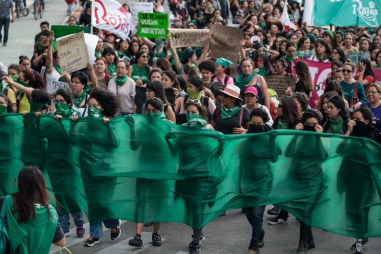 Celebran en Oaxaca publicación de decreto sobre aborto