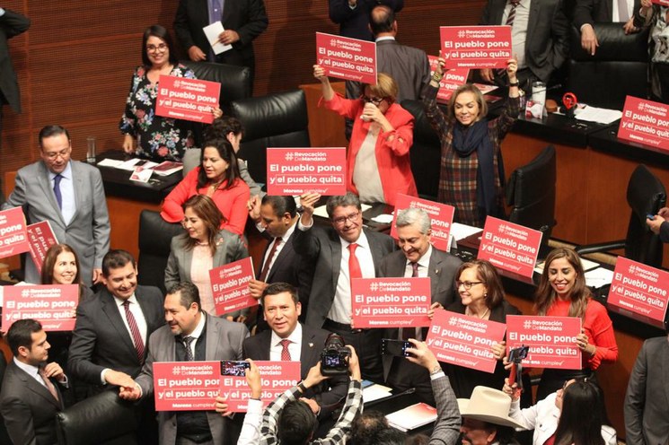 Senado da luz verde a la revocación del mandato