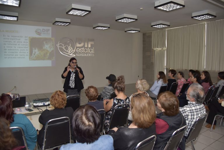 Se realiza la sexta capacitación del voluntariado del DIF estatal