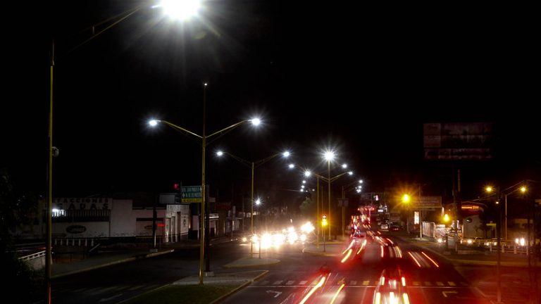 Aprobaron senadores Ley para regular contaminación lumínica