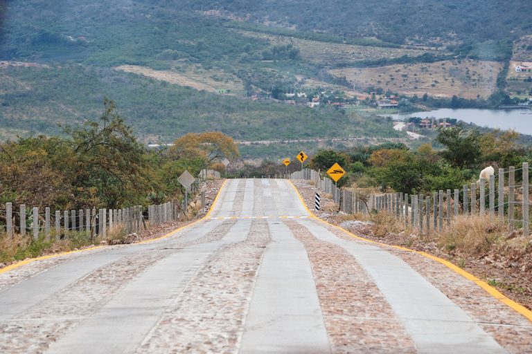 Impulsan construcción de infraestructura deportiva, carretera y para turismo en Calvillo