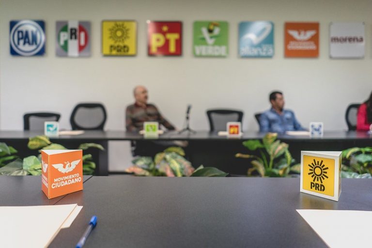 Reducir financiamiento público a partidos políticos atenta contra este sistema