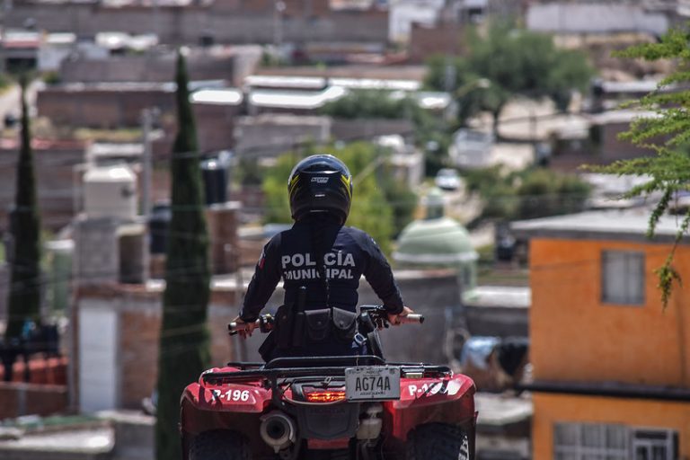 Prevalece déficit de 2 mil 400 policías en Aguascalientes