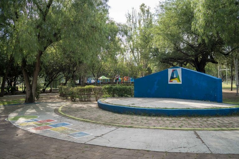 Servicios Públicos da mantenimiento a parques vecinales de Aguascalientes
