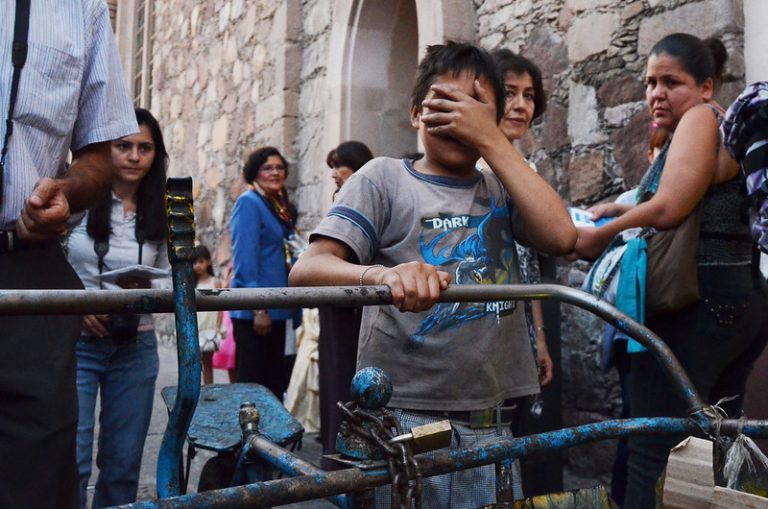 Preocupa desigualdad social porque afecta a la democracia   