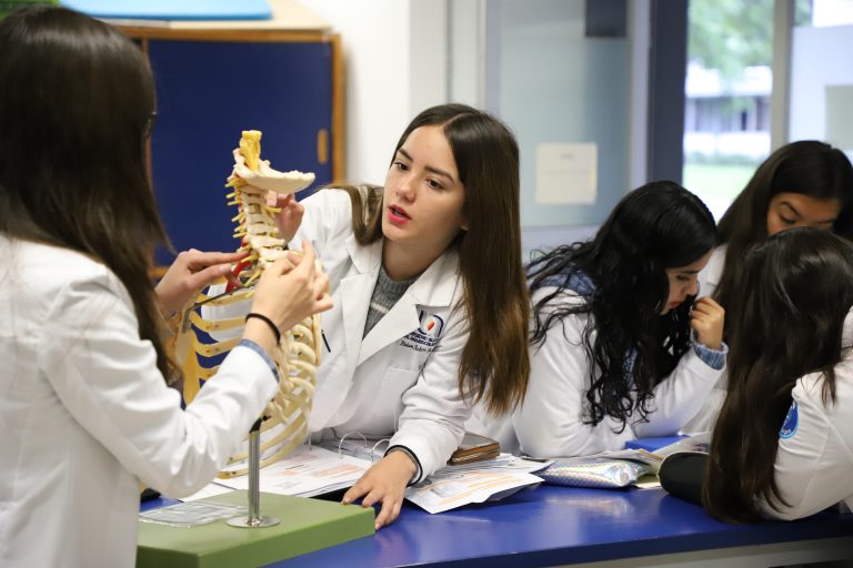 Autónoma de Aguascalientes es cuarta universidad con mayor porcentaje de seleccionados para especialidades médicas