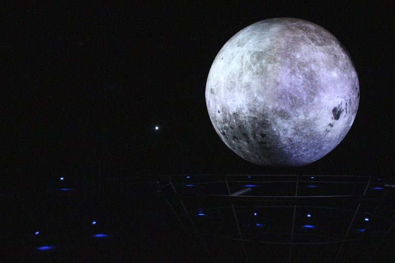 Convocan en Aguascalientes a concurso de poesía dedicado a la Luna