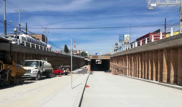 Anuncian cierre de vialidades por obras de paso a desnivel en Aguascalientes