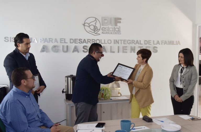 Acreditan a dos asociaciones formativas y de atención sicológica de Aguascalientes