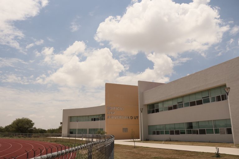 Docentes de la Universidad Tecnológica de Aguascalientes desarrollan simulador de un proceso de producción