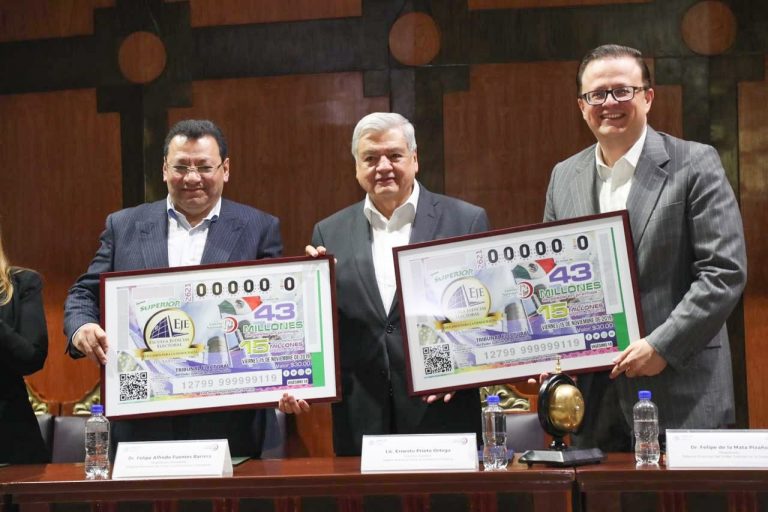 Lotería Nacional celebra a Escuela Judicial Electoral con sorteo y billete conmemorativo   