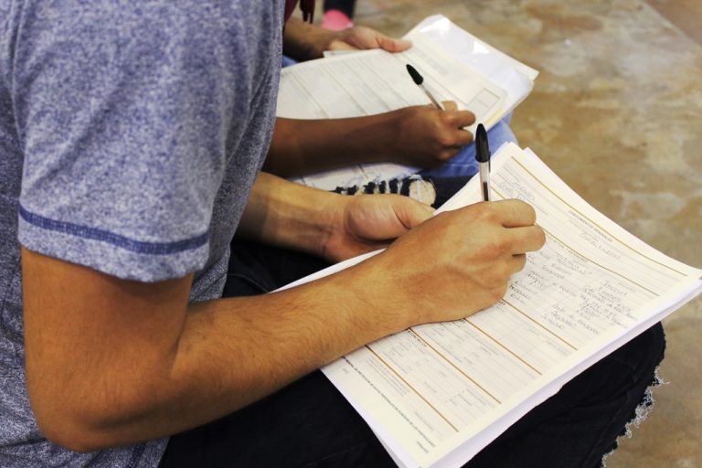 Advierten de posibles fraudes en ofertas de falsas visas de trabajo en Aguascalientes