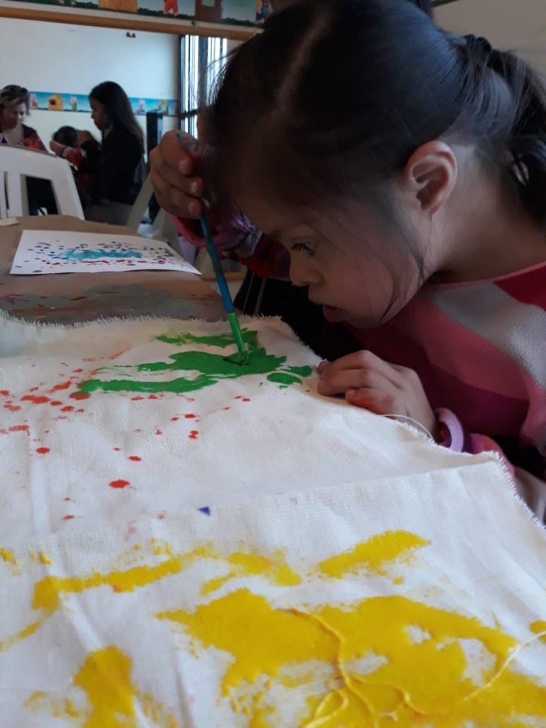 Imparte Ayuntamiento de Aguascalientes talleres a niños de la Asociación Fundown