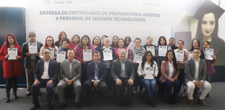 Se gradúa primera generación de Prepa Abierta de Sensata Technologies en Aguascalientes