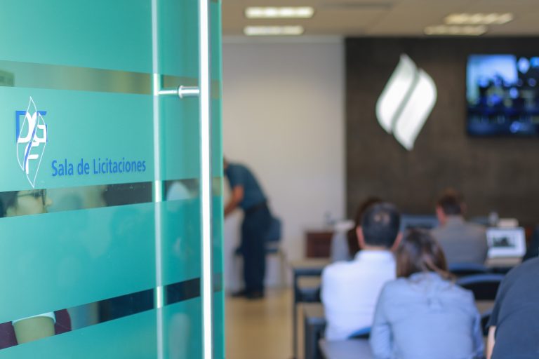 Autónoma de Aguascalientes continúa con ejercicio de transparencia con nueva sala de licitaciones