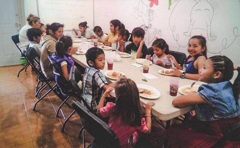 Otorgan apoyo económico a organización civil de Aguascalientes