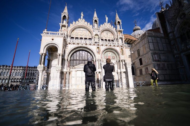 Venecia en estado de emergencia por inundación histórica