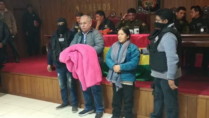 Ordenan detención de los miembros de órgano electoral de Bolivia