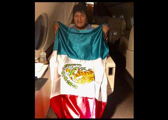 Gobierno de México brinda asilo político y traslado en avión de la fuerza aérea a Evo Morales