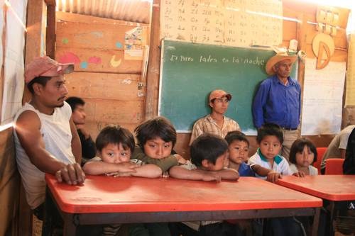 En Chiapas piden envío de maestros; hay 800 niños sin clases