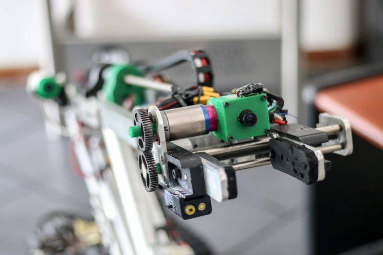 Inauguran salas de robótica en comunidad educativa en Aguascalientes