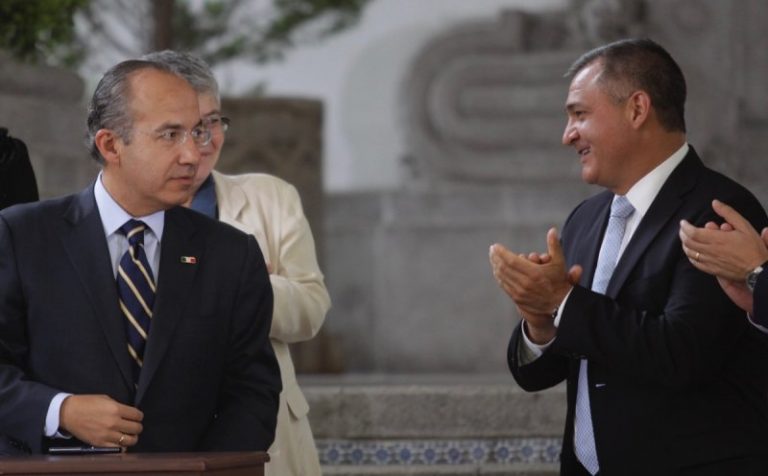 Detuvieron a García Lunas en Texas por supuestos sobornos del Chapo