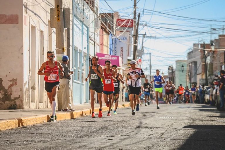 La Vida es un Maratón II/ La Columna J    