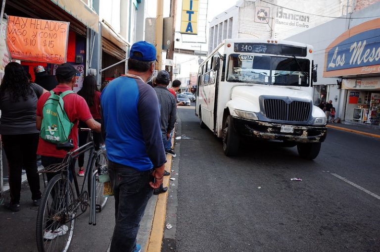 Ocho rutas modifican su recorrido por la zona centro