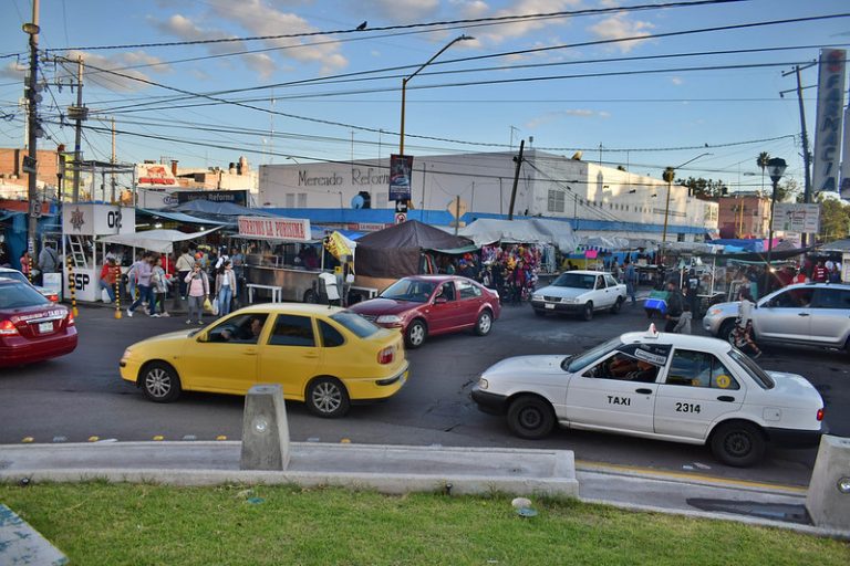 Municipio de Aguascalientes debe de ser riguroso con los comercios informales