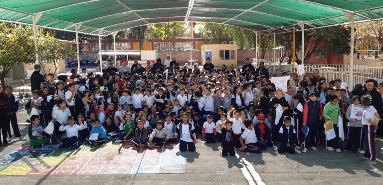 Panteras de Aguascalientes lleva lectura y basquetbol a 680 niños de primaria   