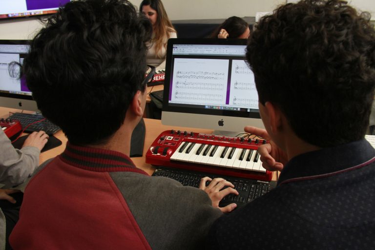 La empatía entre el estudiante y el docente de música