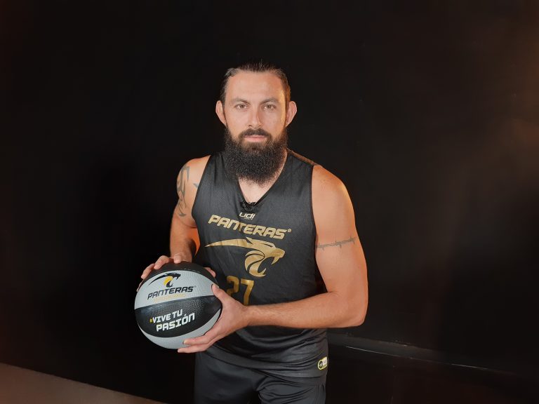 Benjamin Puckett, de Panteras de Aguascalientes, nominado MVP Zona Oeste