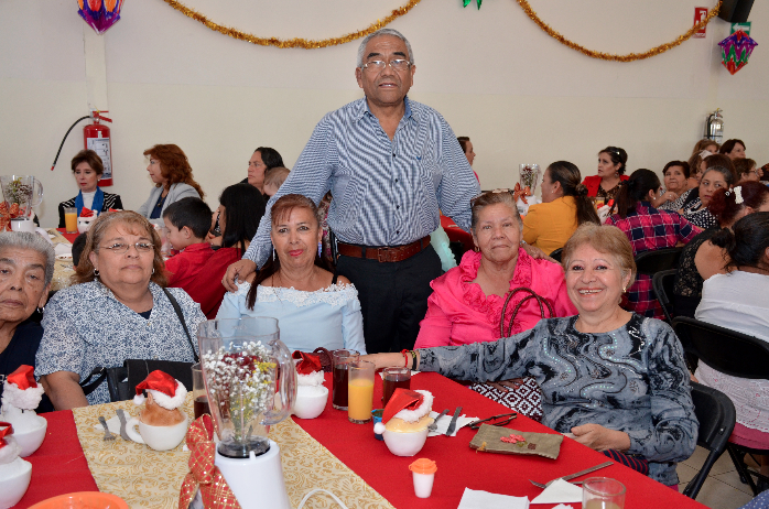 Reconoce DIF municipal de Aguascalientes a su grupo de voluntarios