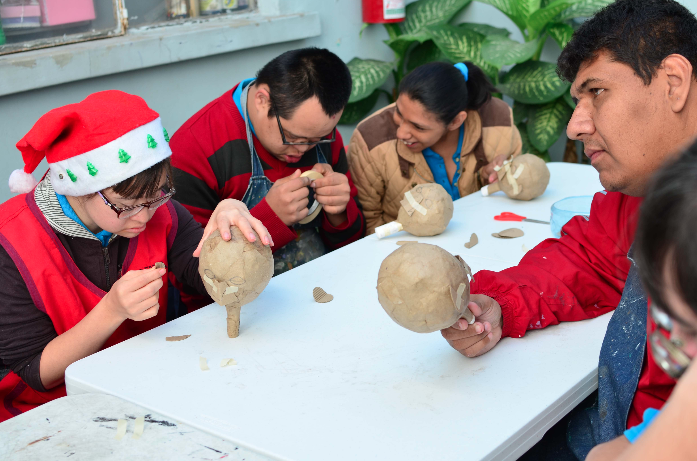 Municipio de Aguascalientes ofrece Taller de Ocupaciones para Jóvenes Especiales