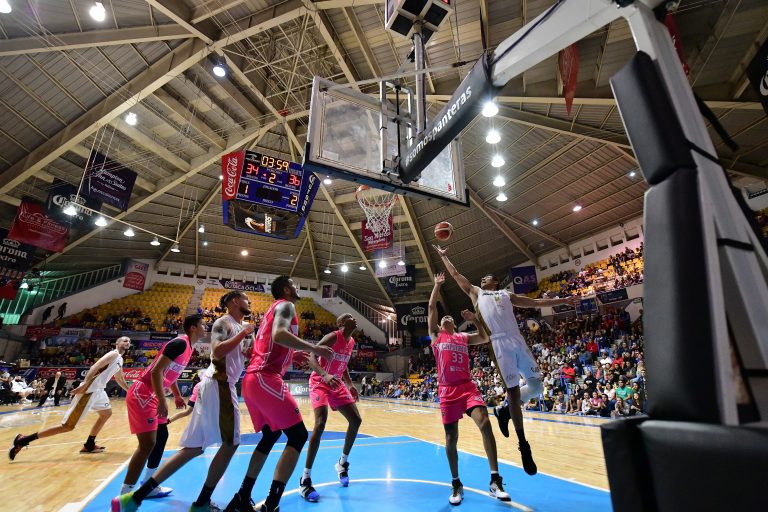Cae Panteras de Aguascalientes ante Capitanes