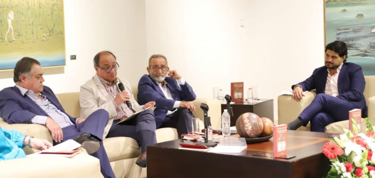 Presenta Otto Granados su libro El recuerdo y las heridas: el asesinato de mi abuelo 