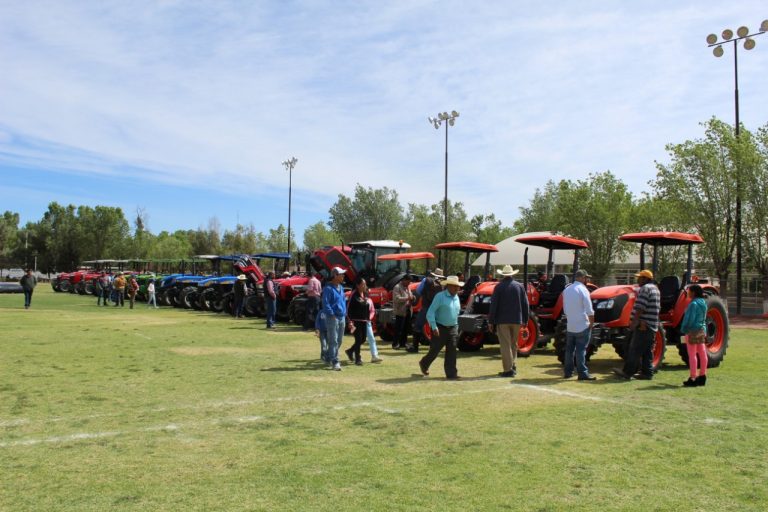 Ganaderos y productores agrícolas recibieron apoyo del Gobierno del Estado