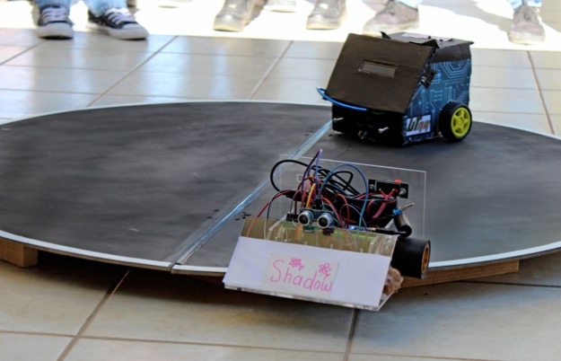 Realizan competencia de robots en la UTNA   