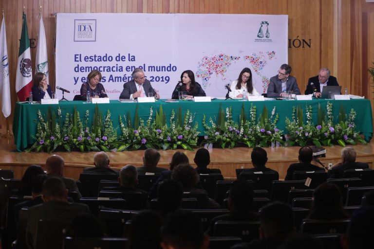 Las Tesis de Chile, referente del verdadero estado de la democracia   