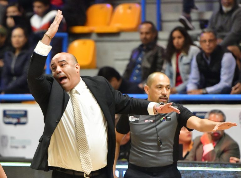 Inteligentes y sin errores ante Capitanes: Panteras de Aguascalientes