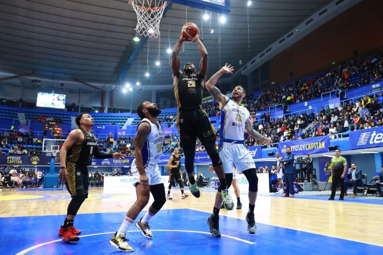 Panteras de Aguascalientes se impone a Capitanes 