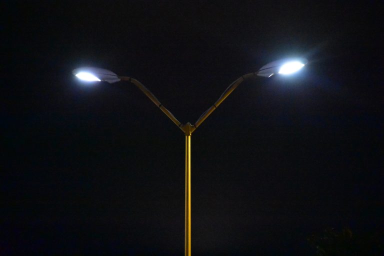 Nuevo alumbrado público en Colonia Insurgentes de Aguascalientes