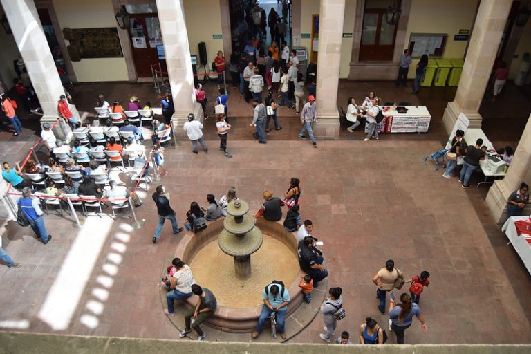 Baja cobro de comisiones de Afores en México