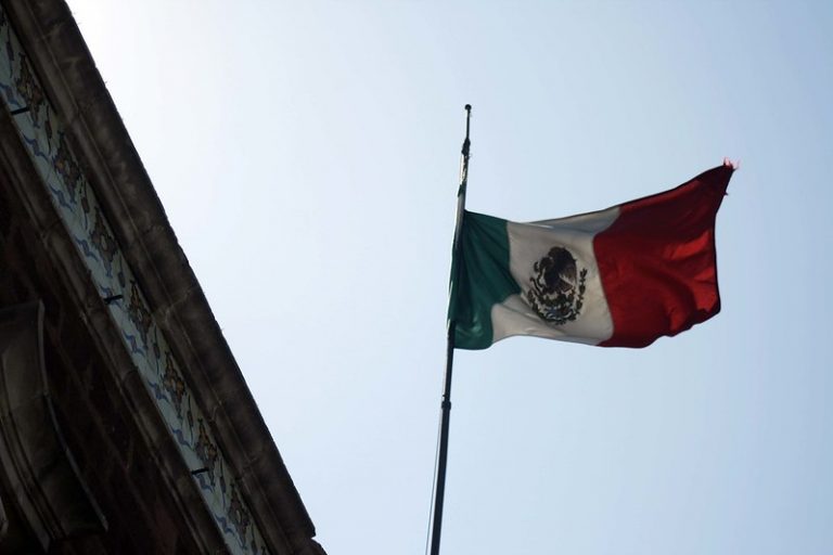 Salvar a México/ Bajo presión 