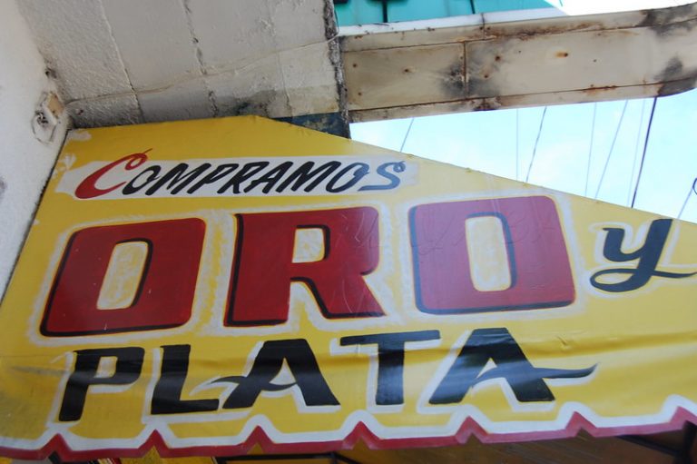 Conflicto EU-Irán llevó al precio del oro a alcanzar un nuevo máximo no visto desde marzo 2013