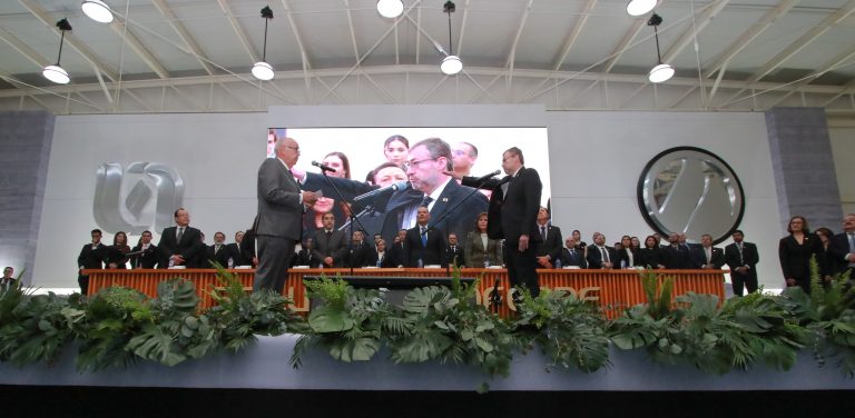 Rinde protesta Javier Avelar González para segundo periodo al frente de la Autónoma de Aguascalientes
